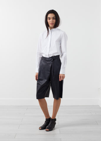 Feather Weight Short